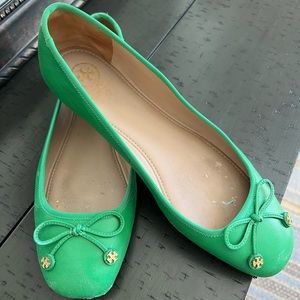 Kelly Green Tory Burch Laila Flats size 9